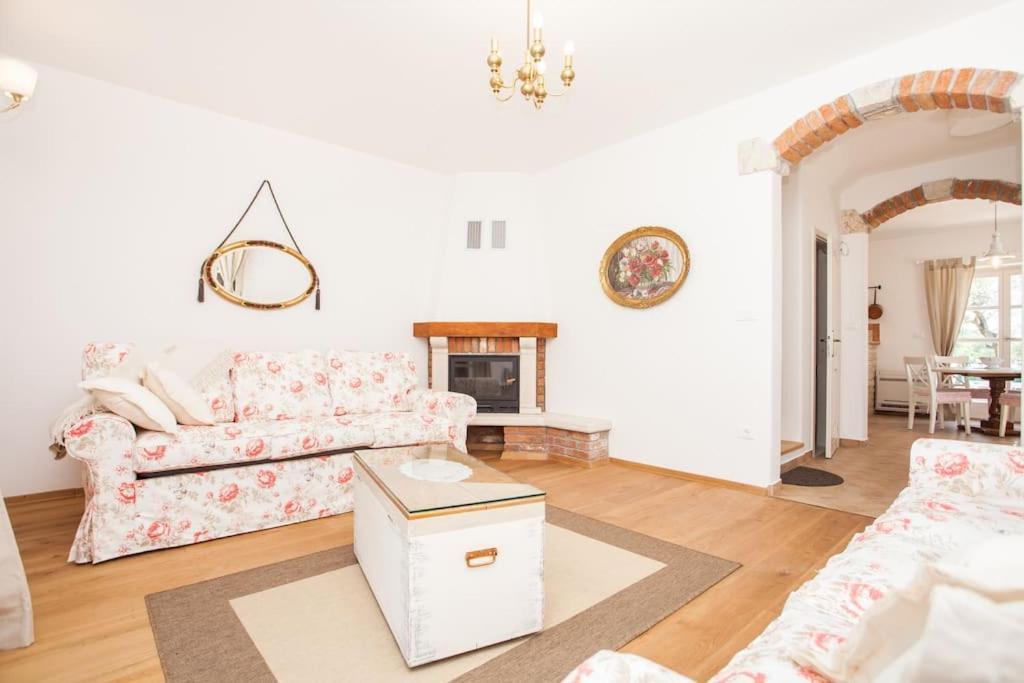 Villa Petra Poreč Eksteriør billede